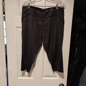 Avia Black and Gray Leggings